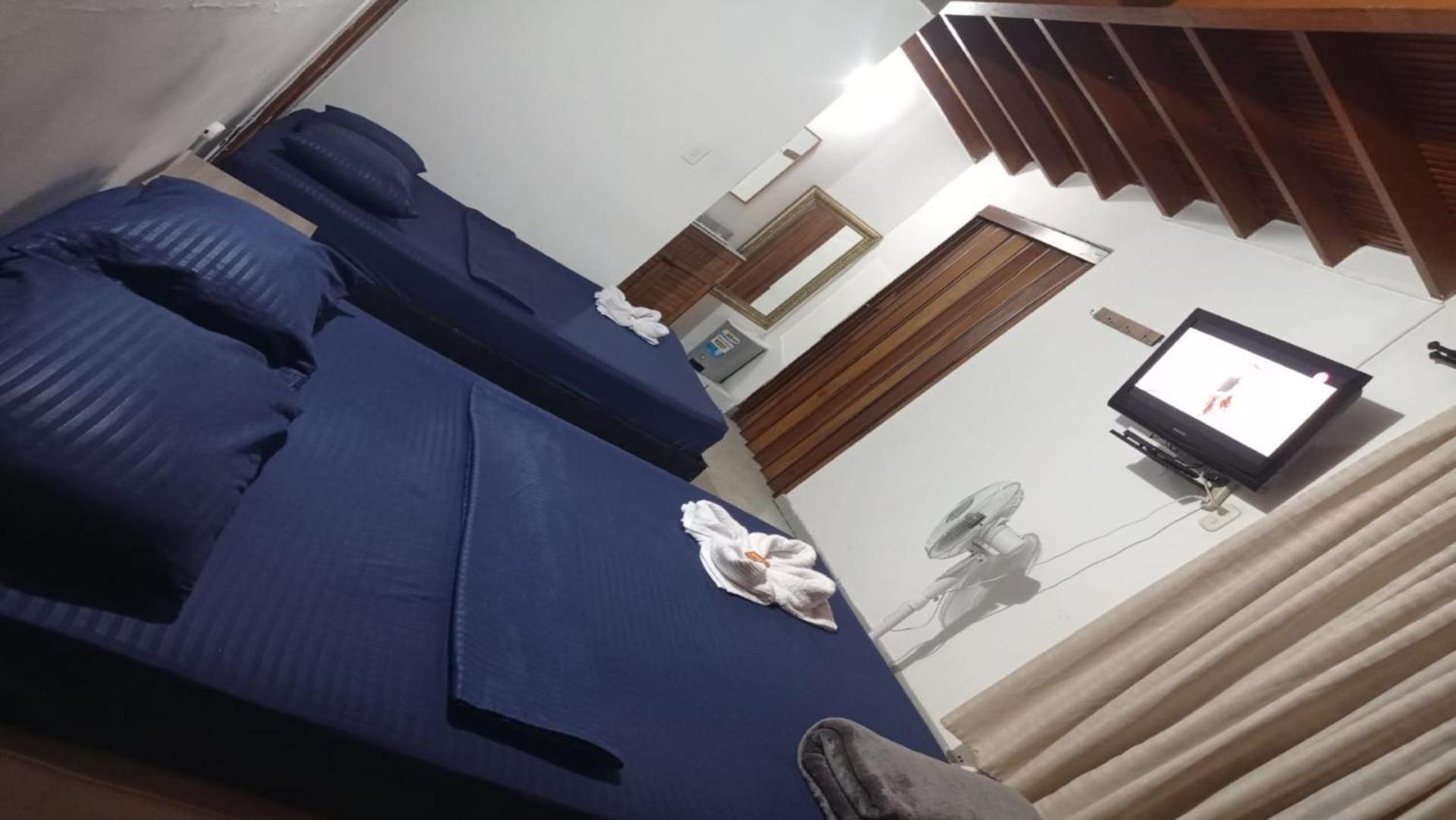 Yellow House Hostel Medellín Zewnętrze zdjęcie